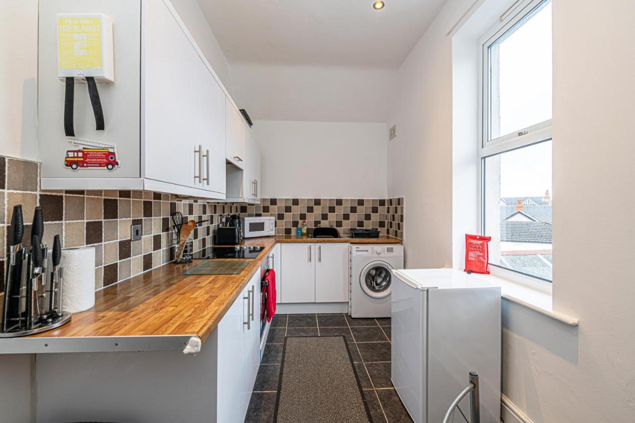 Two Bedroom Holiday Apartment Colwyn Bay Exteriér fotografie
